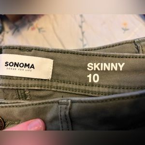 Sonoma Olive Green Skinny Jeans size 10
